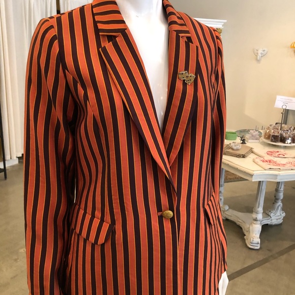 Single button tailored jacket. - Picture 2 of 4